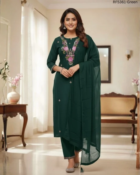 Stylish Slub Cotton Kurti Set with Sequin Embroidery & Nazmin Dupatta!