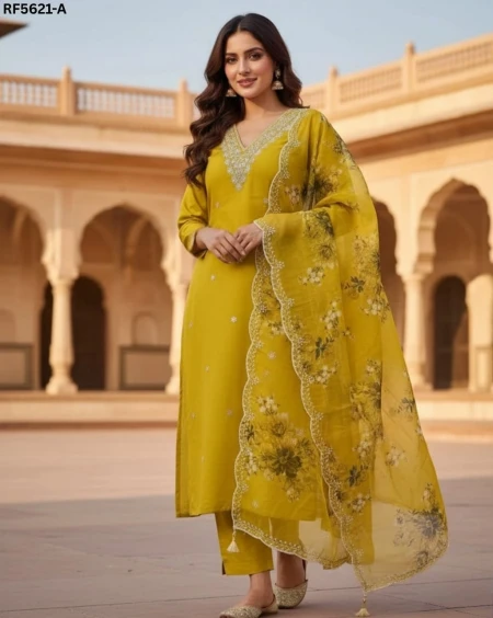 Slub Rayon Embroidered Kurti Set with Chanderi Dupatta