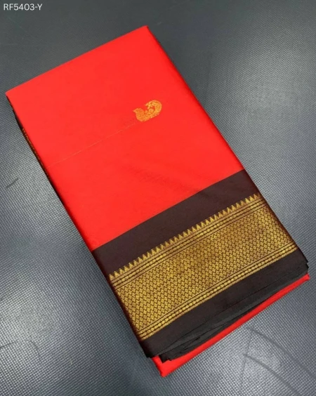 Cotton Silk Saree with Gold Weaving Border Unstitched Blouse Elegant Festive Wear for Women!
