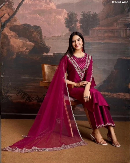 Elegant Heavy Roman Kurti Set with Embroidered Organza Dupatta!