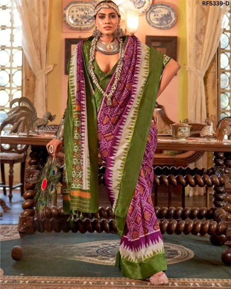 Elegant PV Silk Saree with Rich Weaving Design!