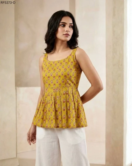 Stylish Cotton Short Kurti Top with Elegant Printed!