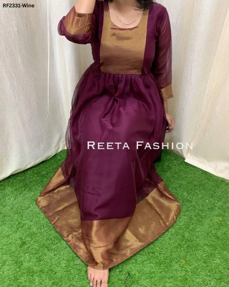 Trending Chiffon Gown with Golden Zari Border!