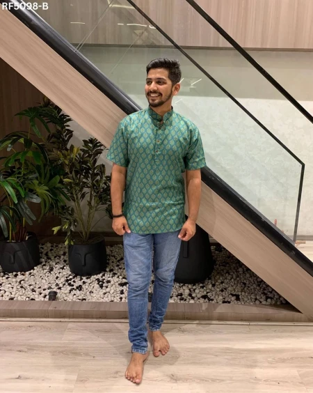 Stylish Cotton Short Kurta for Men –Printed Design!