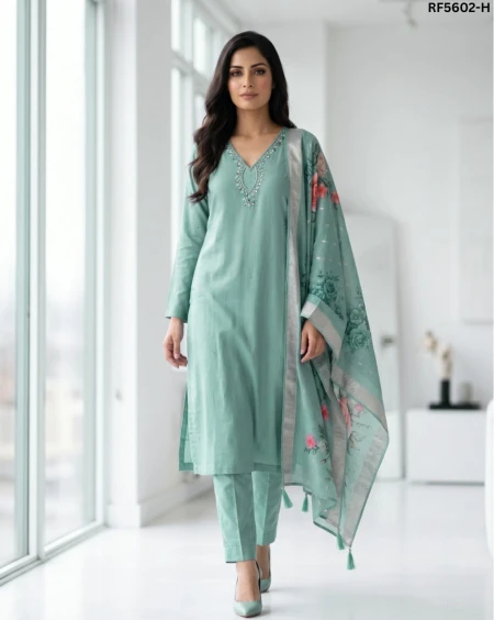 Elegant Viscose Roman Kurti Set with Hand Work & Chanderi Dupatta!