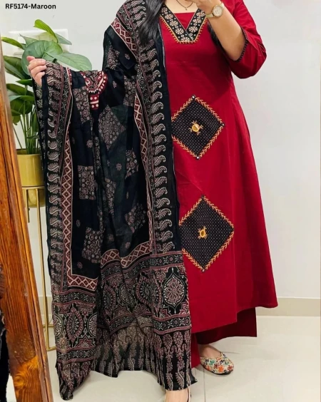 Roman Slub Kurti Set with Hand Work!