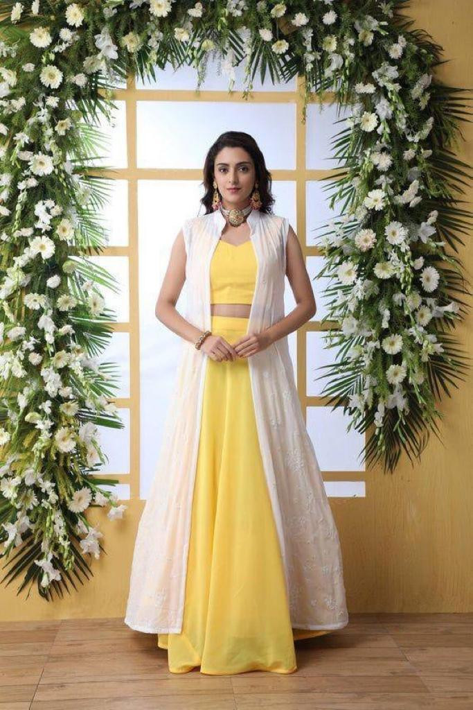 Party Wear Yellow Color Lehenga Vastraqueen Yellow lehengas online | buy yellow color lehenga designs @ discounted prices with mirraw. party wear yellow color lehenga
