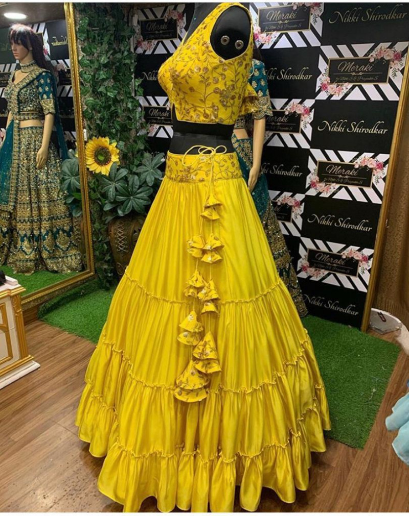 Yellow Color Jacket Lehenga In Manish Malhotra Vastraqueen You can without much of a stretch purchase shares his site, in more detail and costs of dresses, visit (manishmalhotra.in) or his facebook fan page. yellow color jacket lehenga in manish