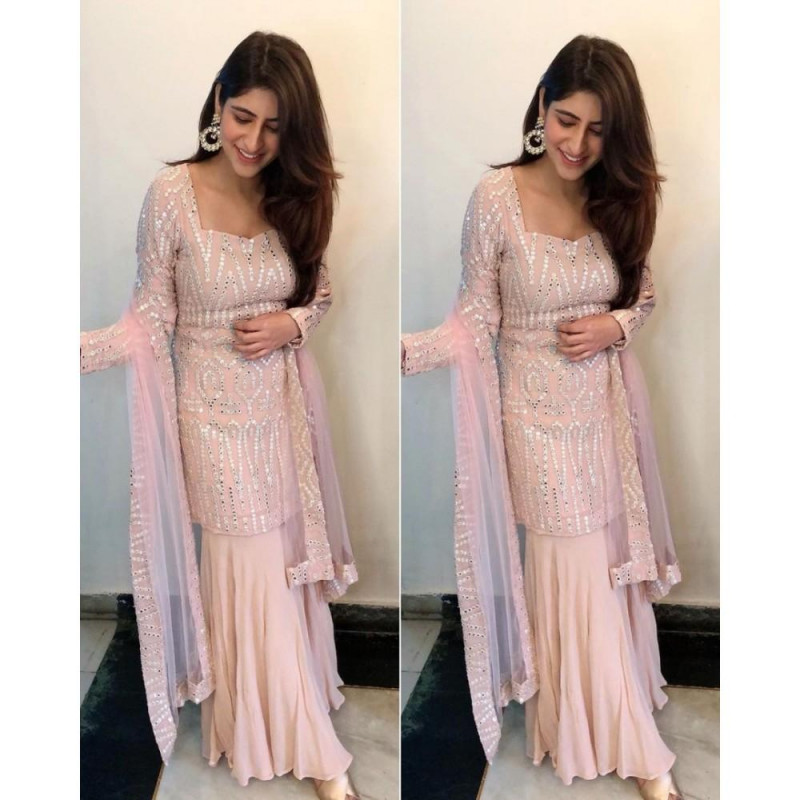 Delusive Yankita kapoor wear Baby Pink Top with Lehenga