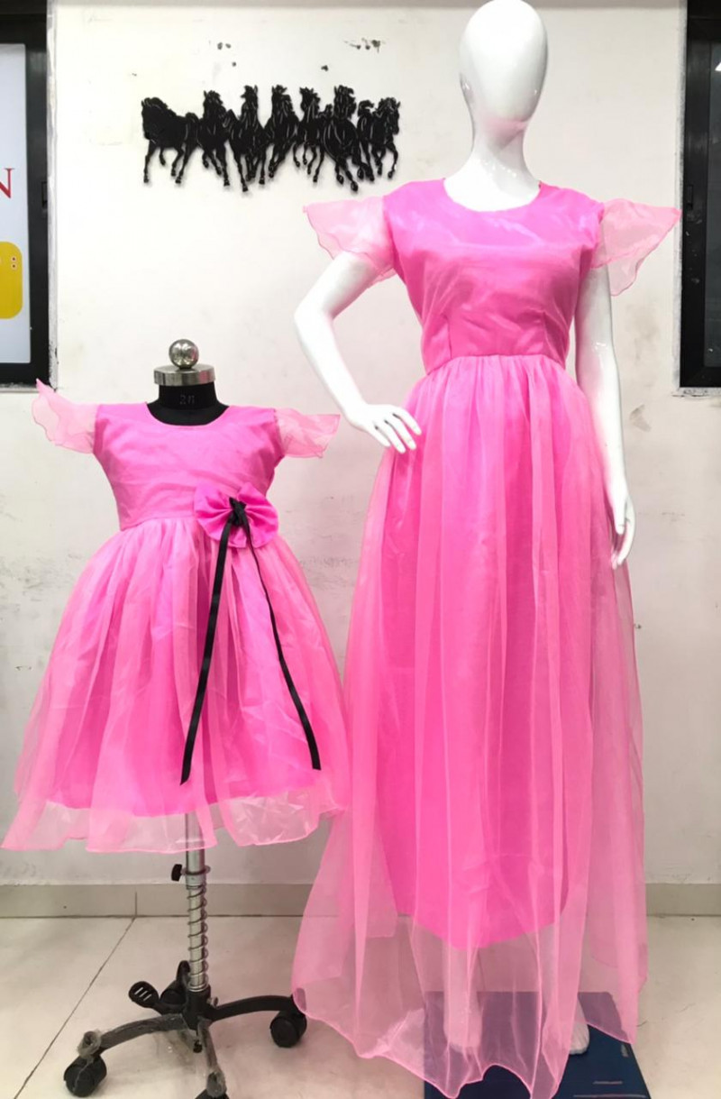 Mother And Daughter Long Frocks For Birthday Vastraqueen Let me shake your hand and congratulate with birthday! mother and daughter long frocks for