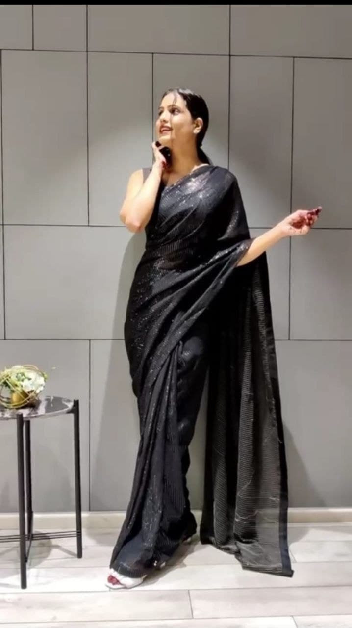 Latest Black Ready to Wear One minute 