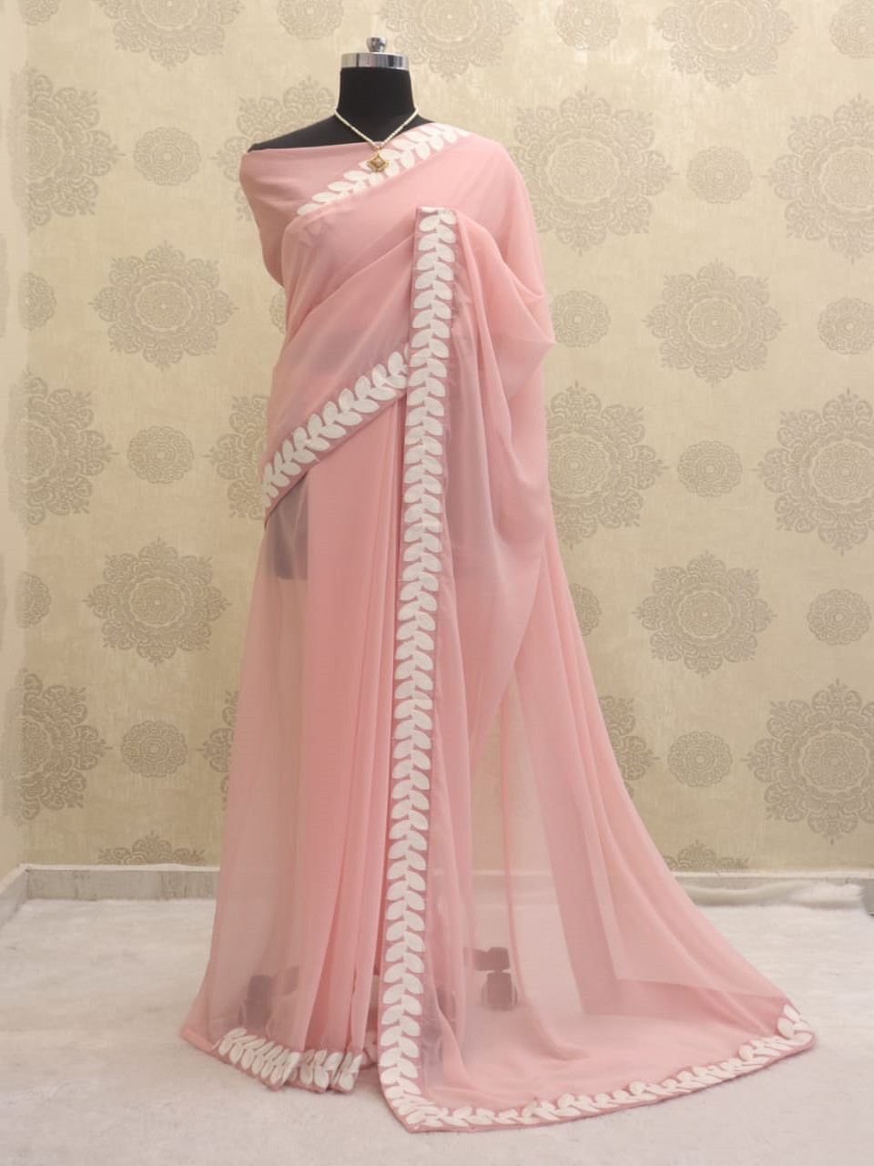 plain saree with lace border